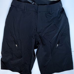 Mens lululemon shorts size 32